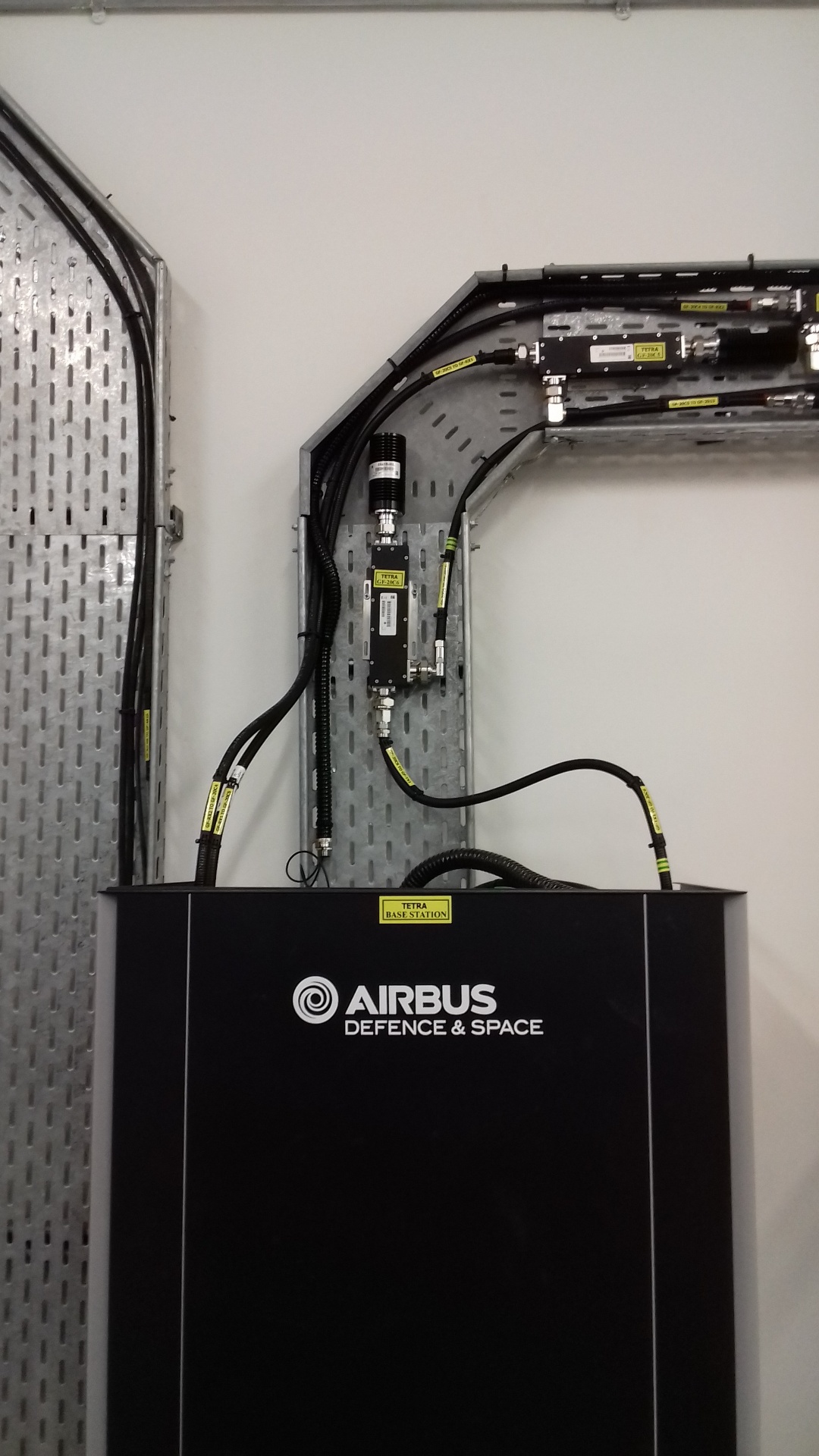 Airbus TETRA Base Station – Cabling Detail