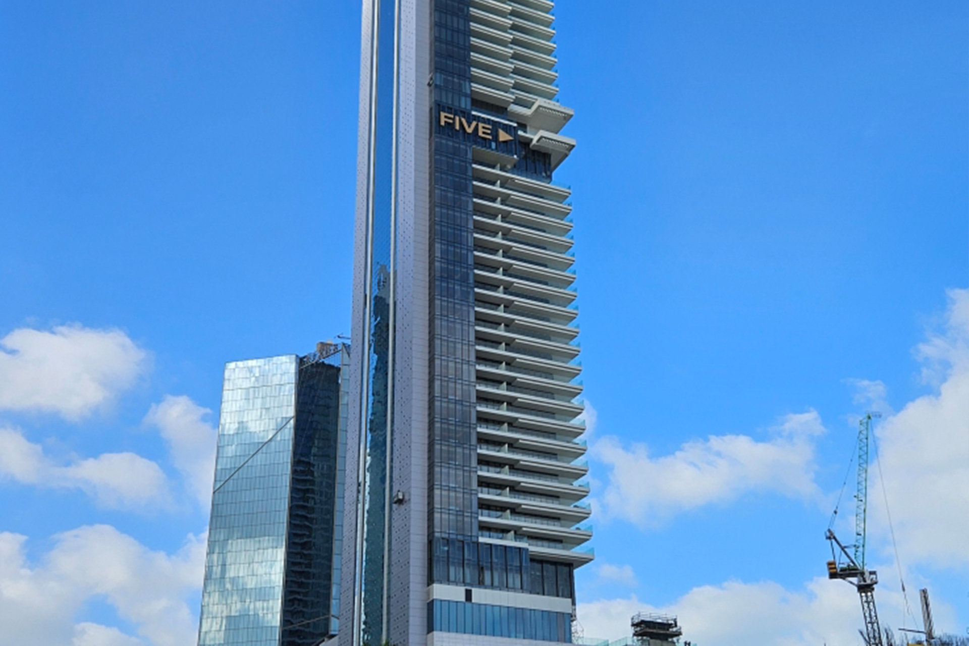 Five Luxe at JBR<br />
